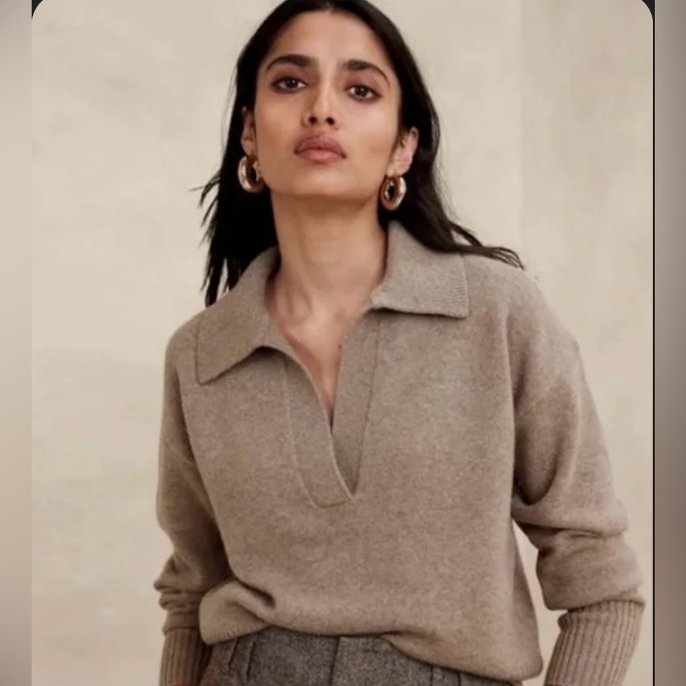 Banana Republic 100% Cashmere Sweater with Johnny Collar